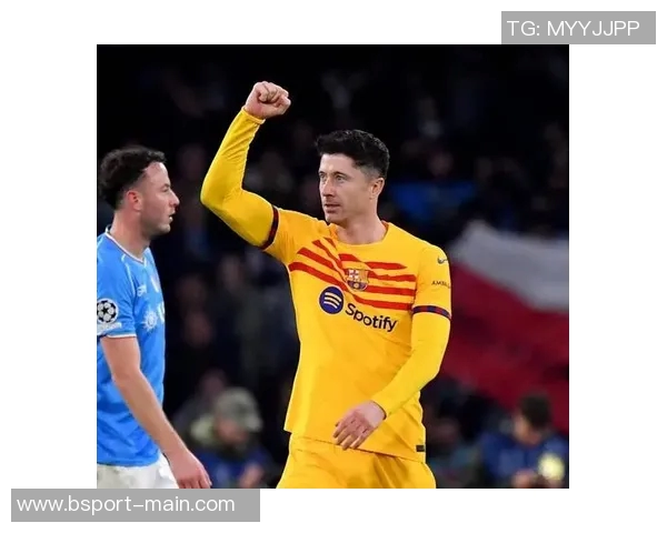 友谊赛精彩回顾：那不勒斯轻取阿森纳红牌事件引发全场热议