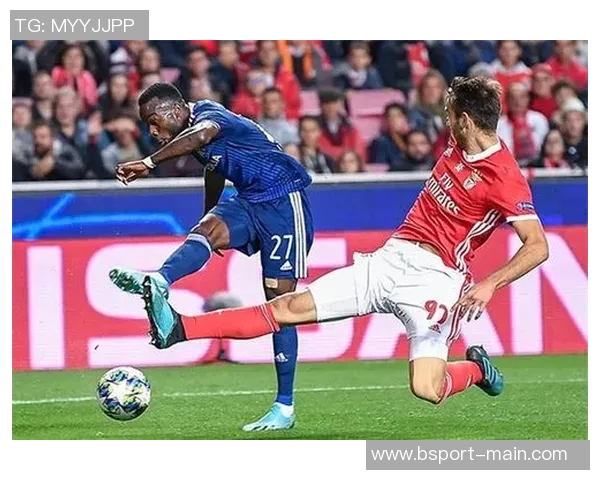 足总杯激战平局本菲卡与里昂鏖战90分钟无果赛后点评引发热议